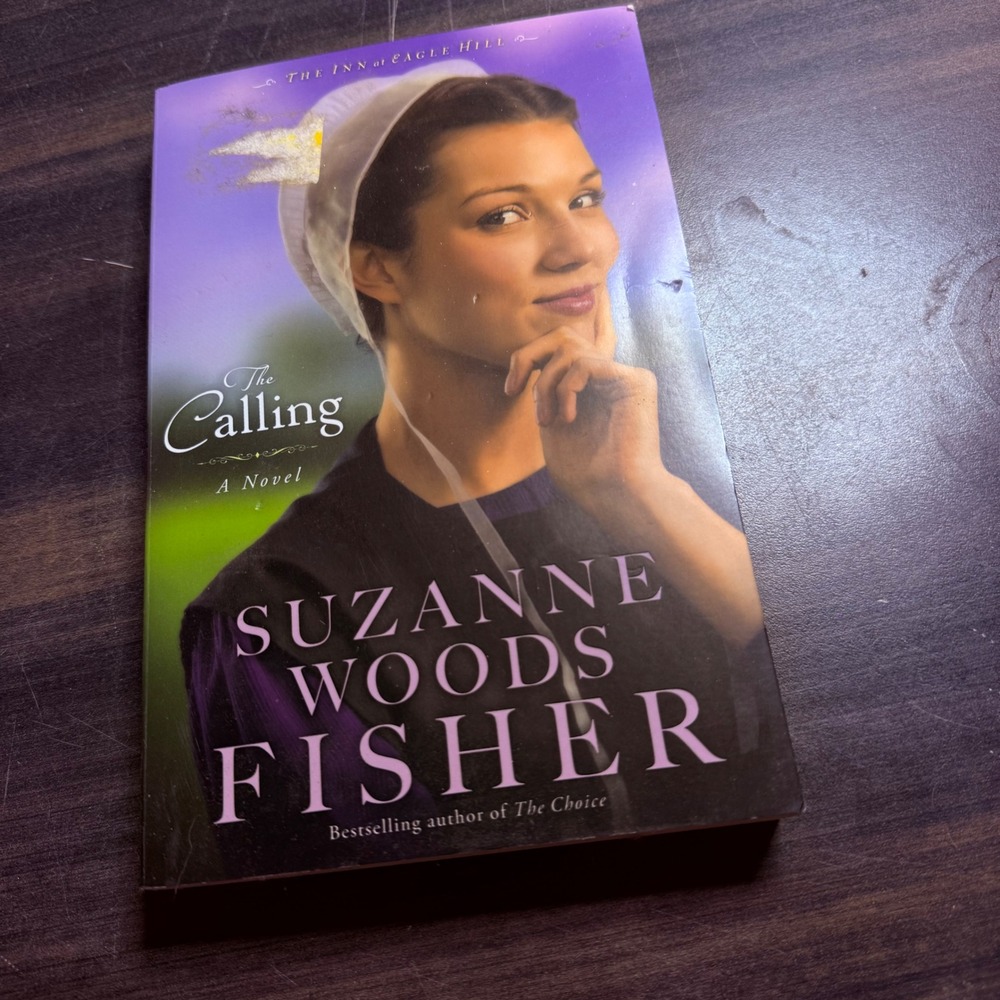 The‎ Calling Suzanne Woods Fisher The Inn at Eagle Hill Book 1 Paperback Novel